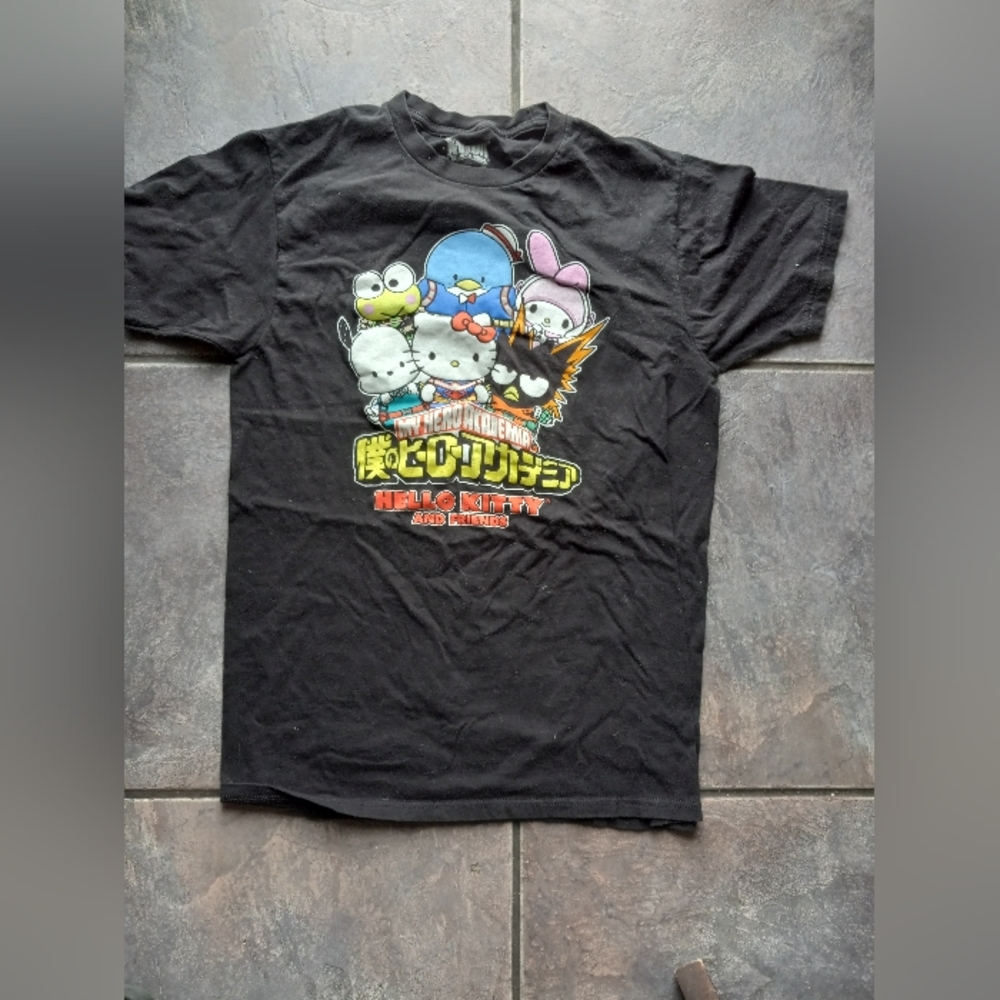 Hello kitty t shirt